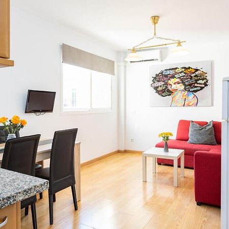 Holidays2Malaga Cruz Verde City Center With Aircon & Wifi Dış mekan fotoğraf
