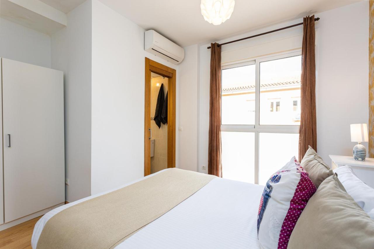 Holidays2Malaga Cruz Verde City Center With Aircon & Wifi Dış mekan fotoğraf