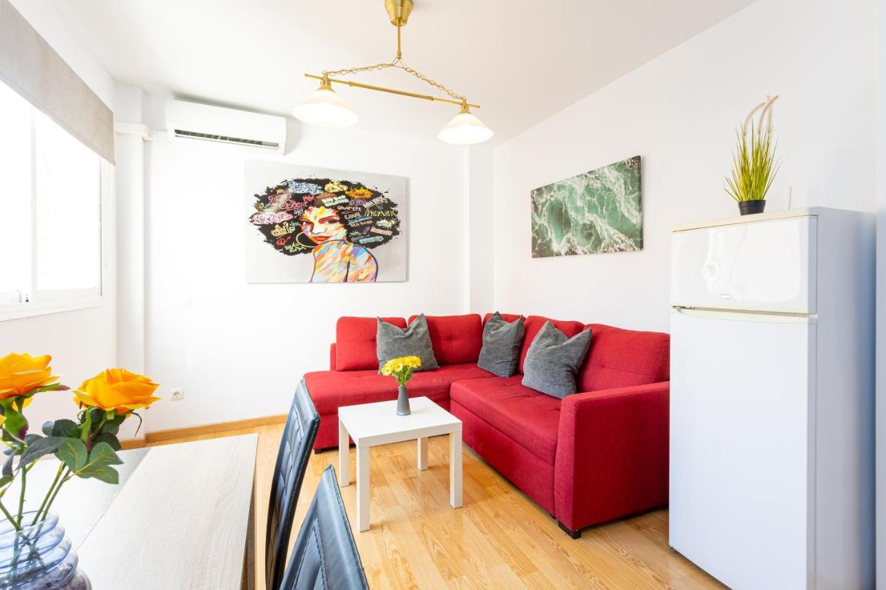 Holidays2Malaga Cruz Verde City Center With Aircon & Wifi Dış mekan fotoğraf
