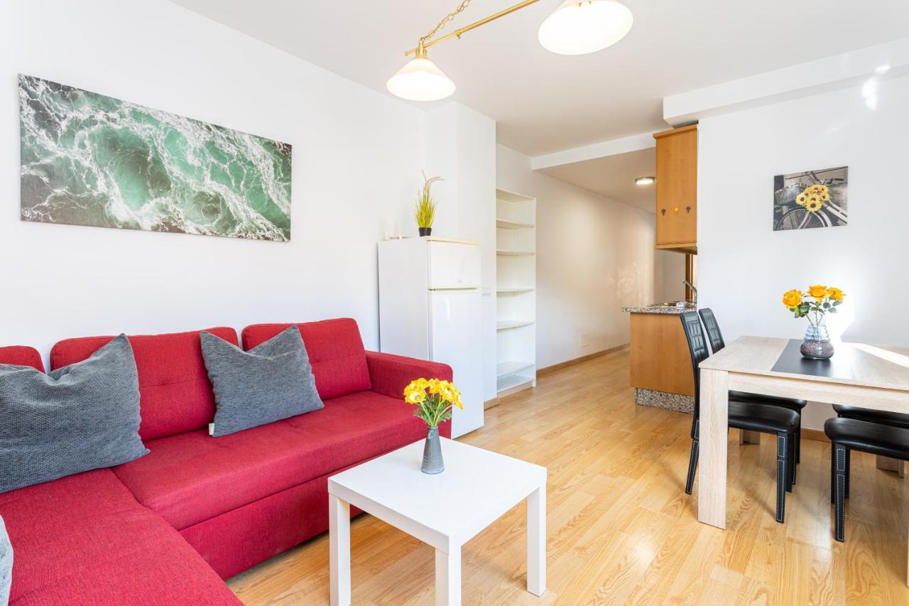Holidays2Malaga Cruz Verde City Center With Aircon & Wifi Dış mekan fotoğraf